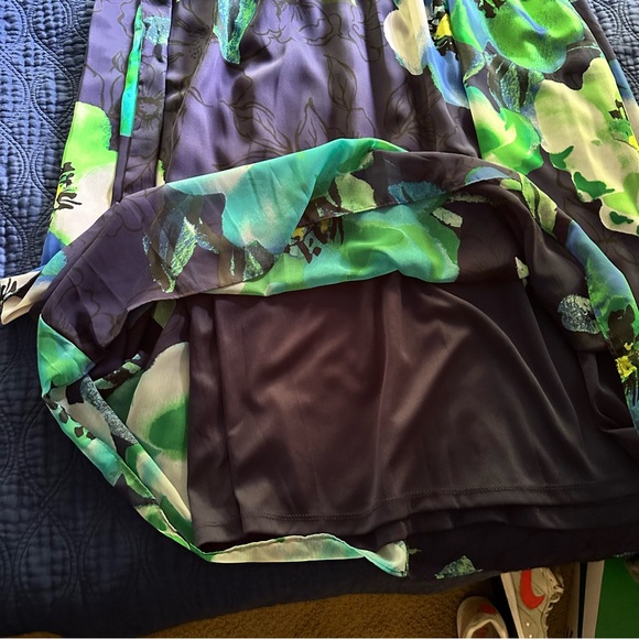 Eliza J Sleeveless Shirred Halter Floral Maxi Dress size 6 - Picture 12 of 12